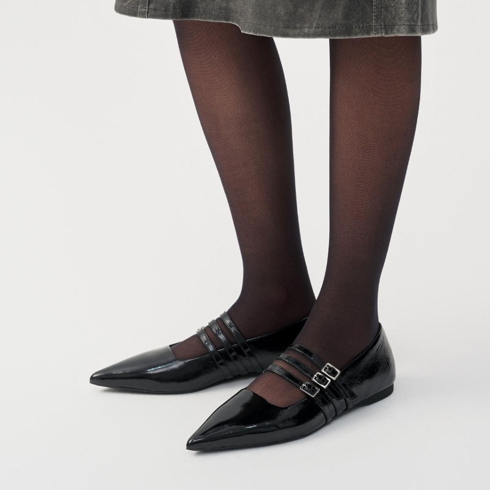 Vagabond Hermine pointed-toe buckle flats - Picture 2 of 11